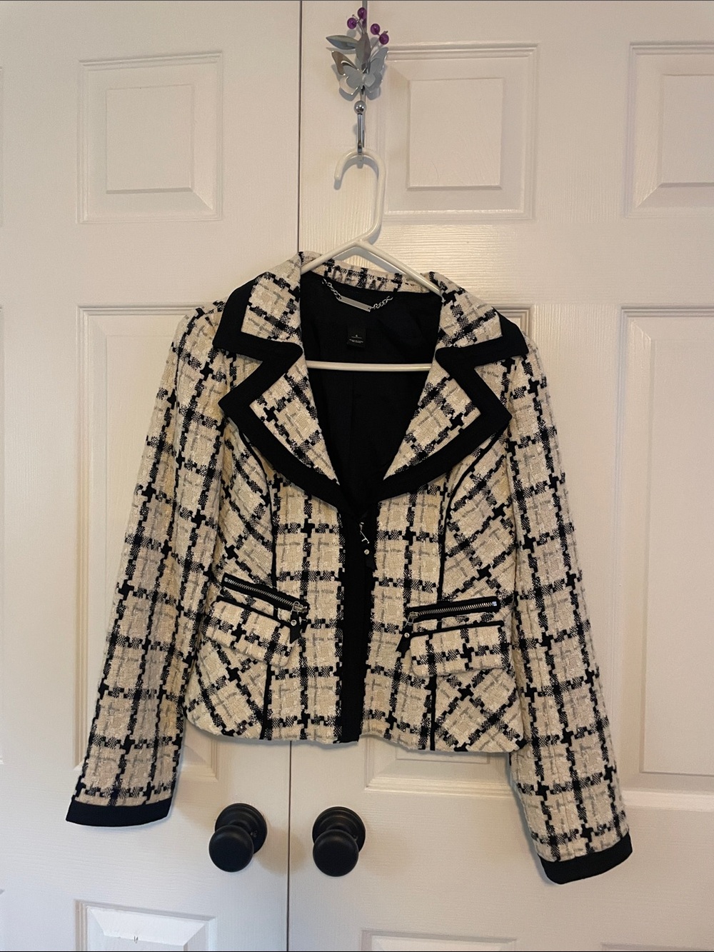White House Black Market Black & White Tweed Blazer